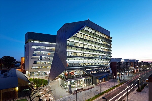 The University of South Australia دانشگاه استرالیای جنوبی برای تحصیل دانشجویان بین المللی